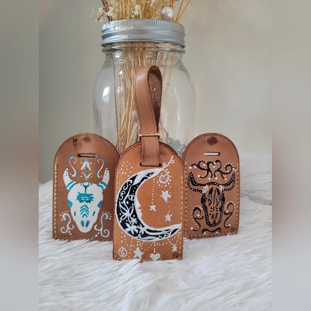Louis Vuitton Luggage Tag - Custom Hand-Painted Western Celestial - Picture 4 of 5